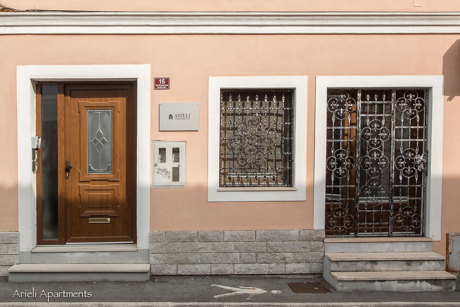 Arieli Apartments Ізола Екстер'єр фото